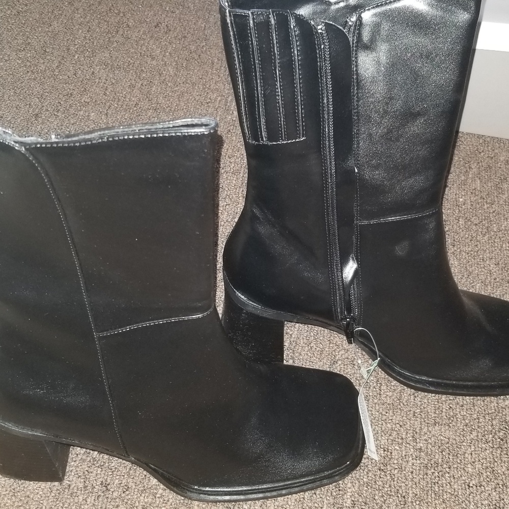 Windham Size 7.5 Womens Boot